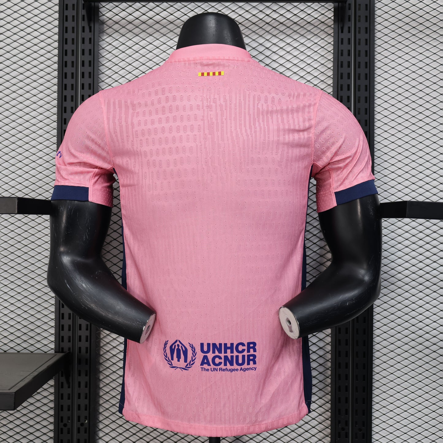 25-26 Player Barcelona Pink detail