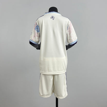 25-26 Aston Villa third away detail