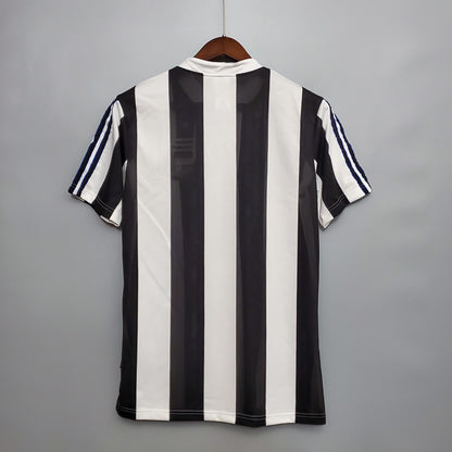 Retro 95-97 Newcastle United home detail