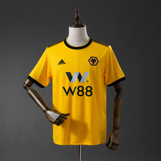 Wolves 18-19 Home Retro Jersey detail