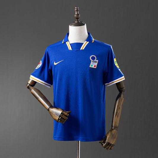 Retro Italy 1996 home detail