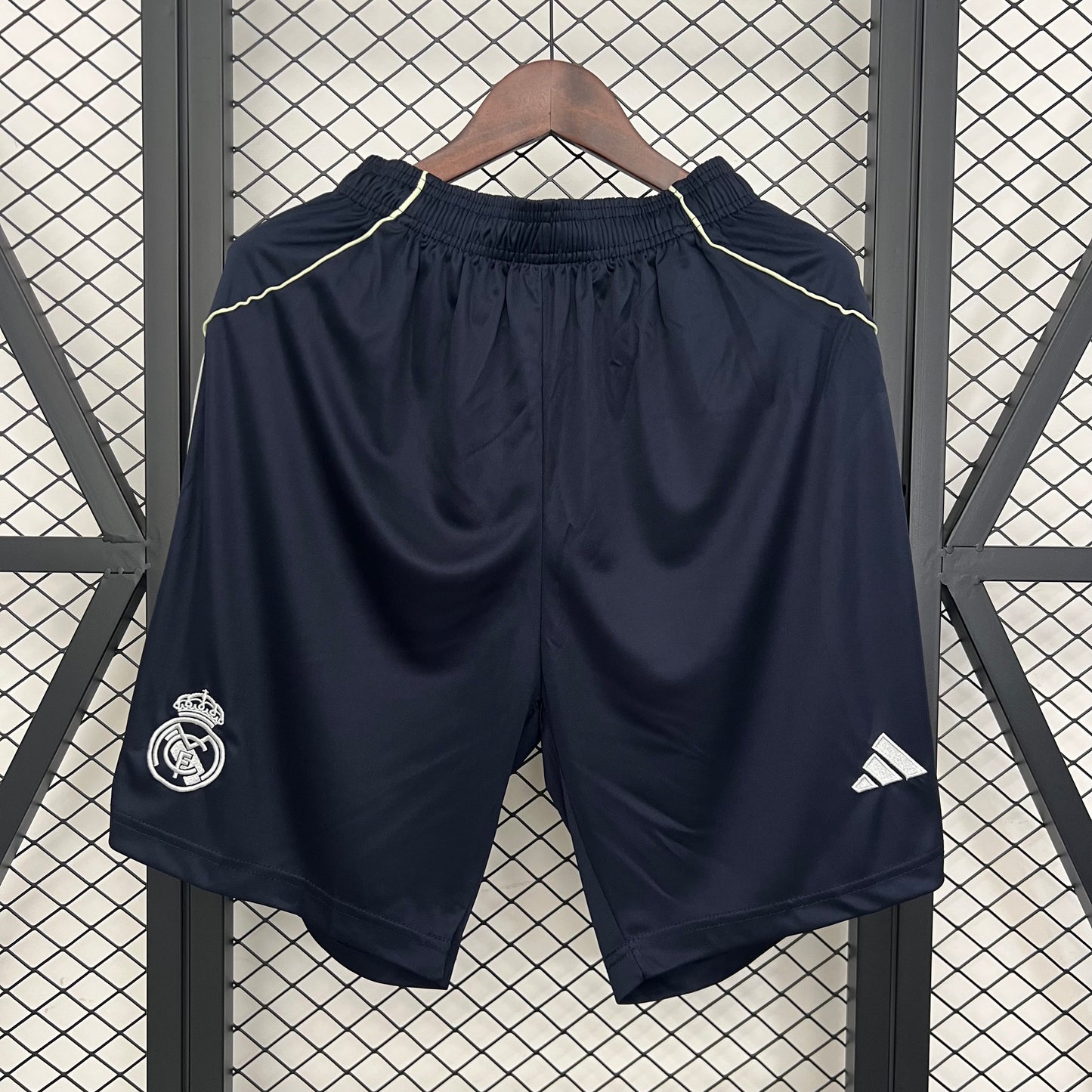 25-26 shorts Real Madrid away