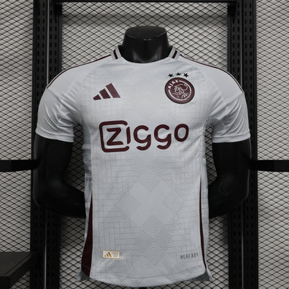 24-25 Player Ajax Third Away detail