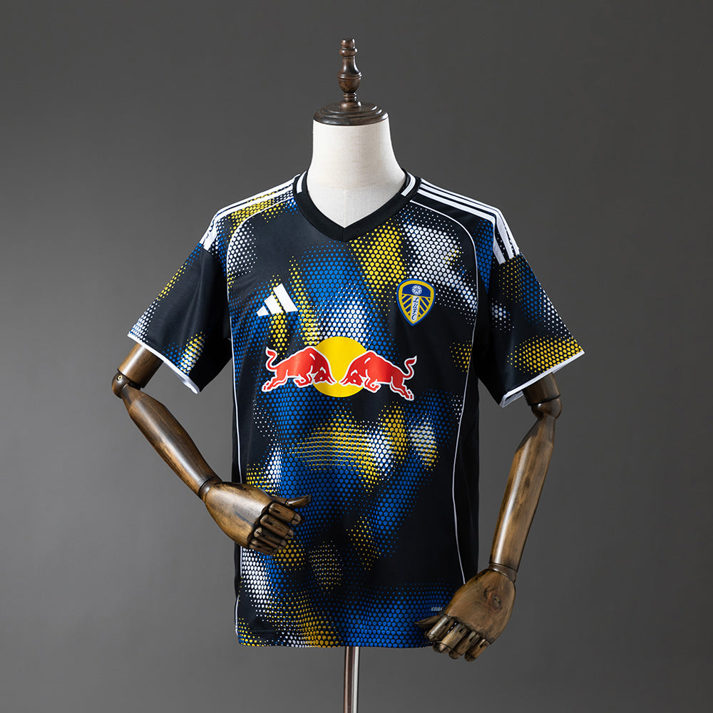 Leeds United 25-26 Third Away detail