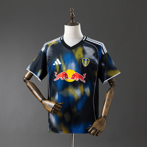 Leeds United 25-26 Third Away detail