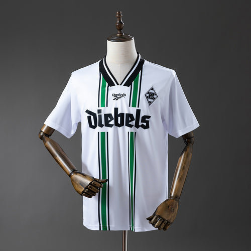 Borussia Monchengladbach 96-97 Home detail
