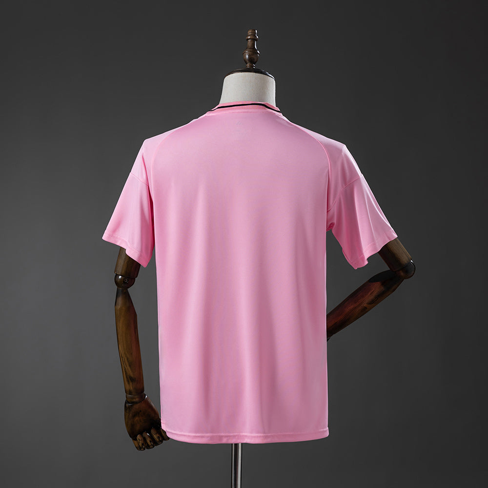 Internacional 2025 Pink Jersey detail