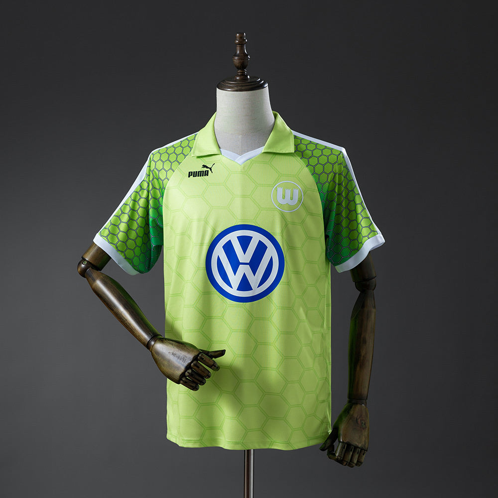 Wolfsburg 97-98 Home Retro Jersey detail