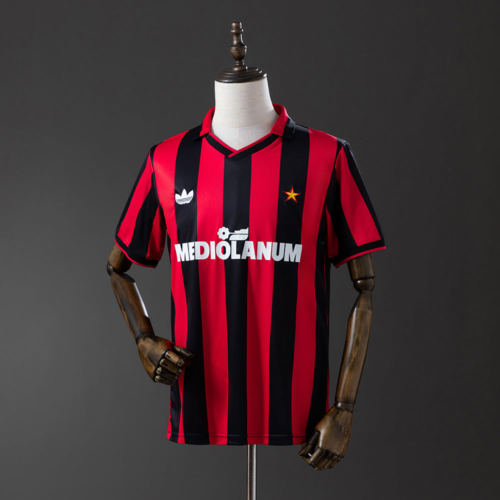 Retro AC Milan 90-91 Home detail