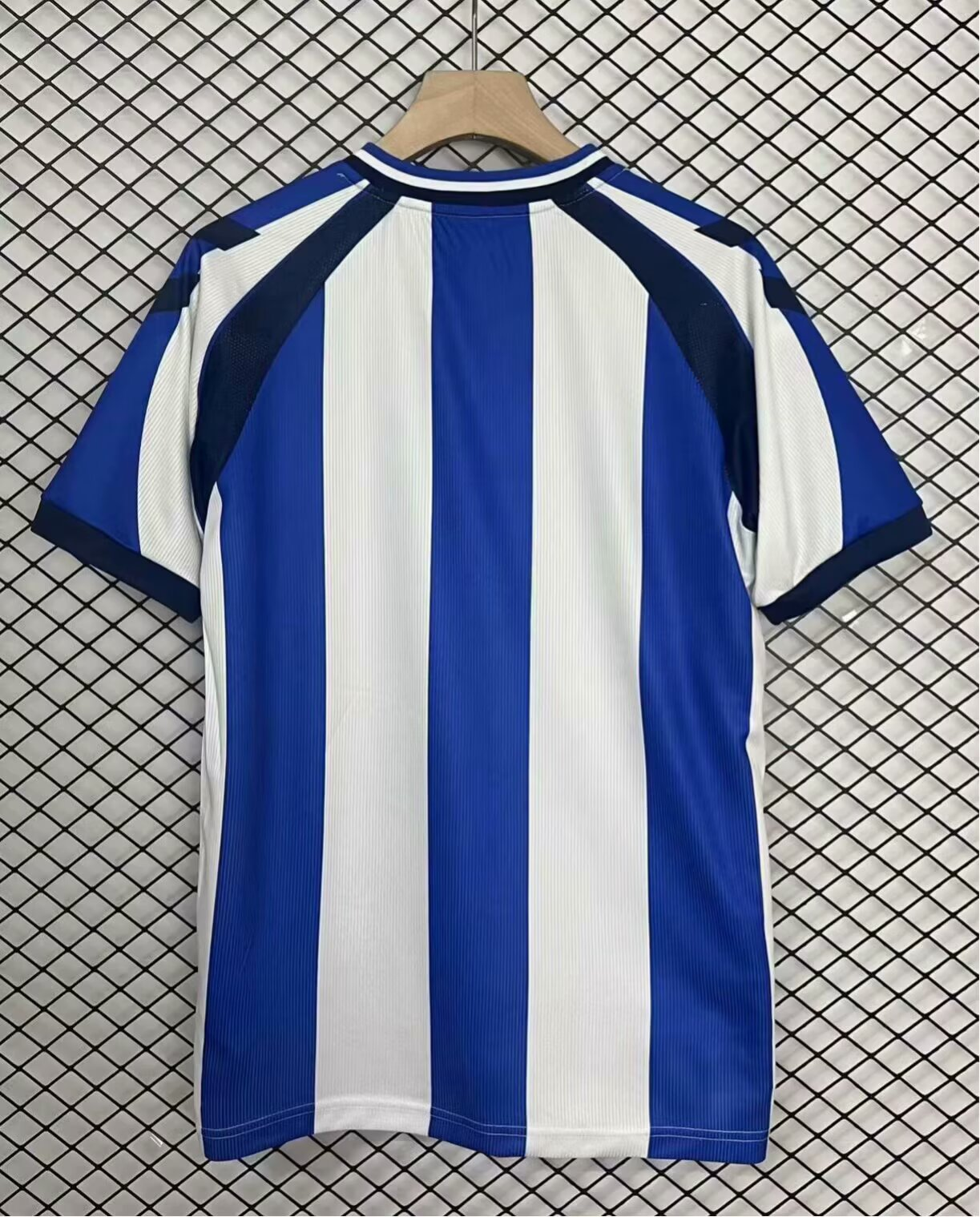 25-26 Malaga Anniversary Edition detail