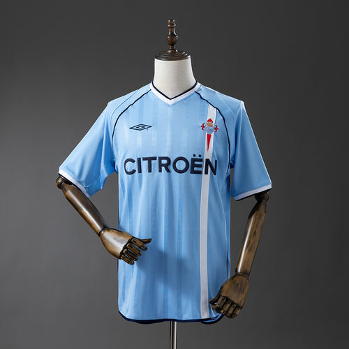 Celta de Vigo Retro 01-02 Home detail