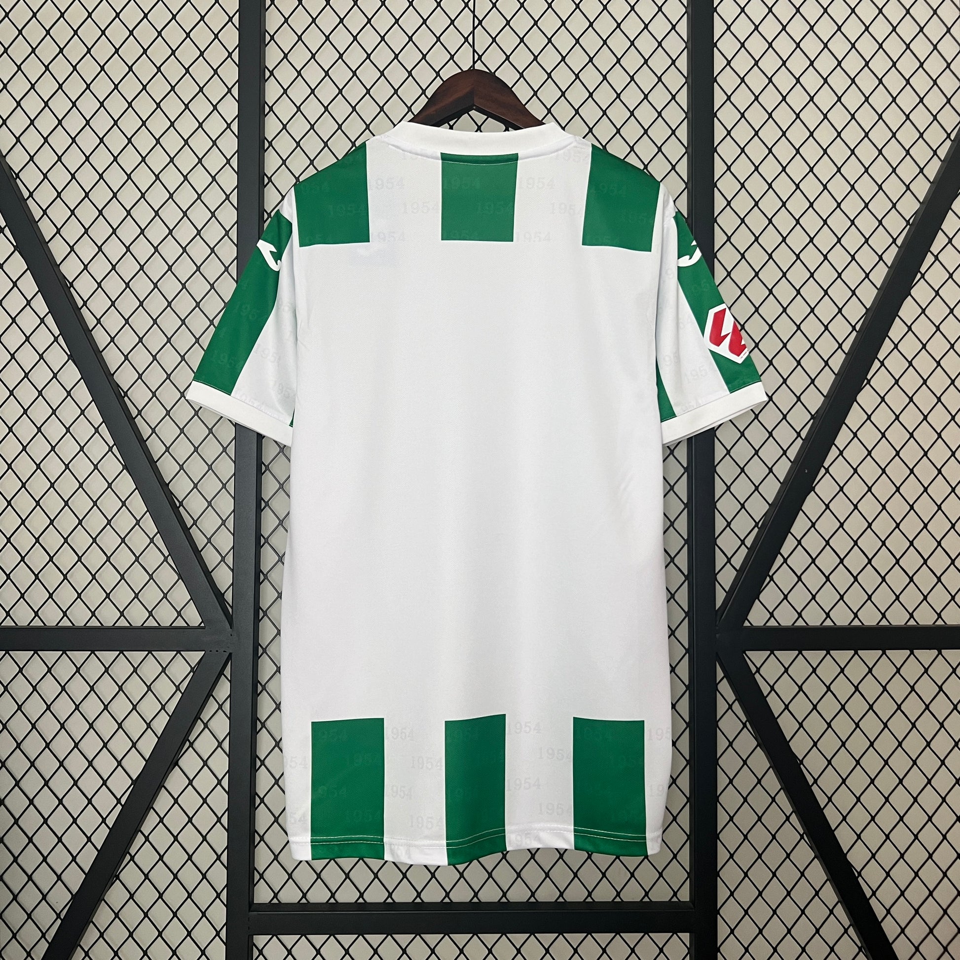 24-25 Cordoba Home detail