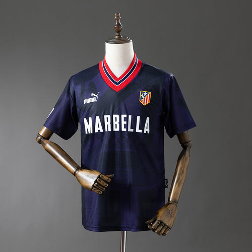 Retro Atletico Madrid 95-96 Third Away detail