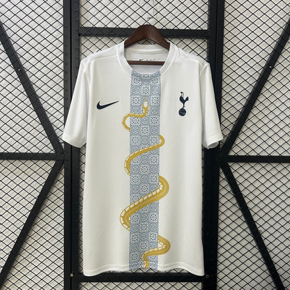 25-26 Tottenham Pre-match clothing