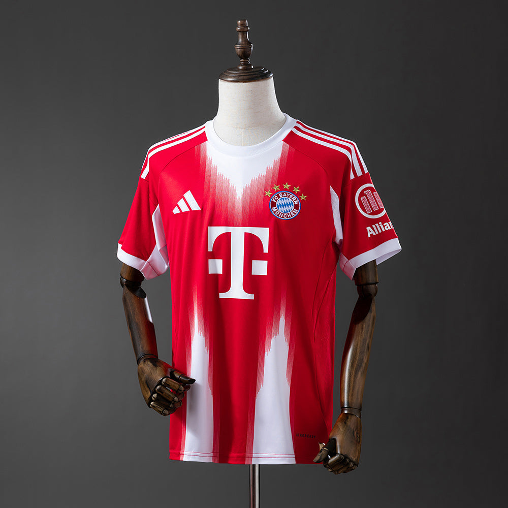 25-26 Bayern Munich Home detail