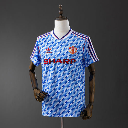Retro 90-92 M-U  away detail