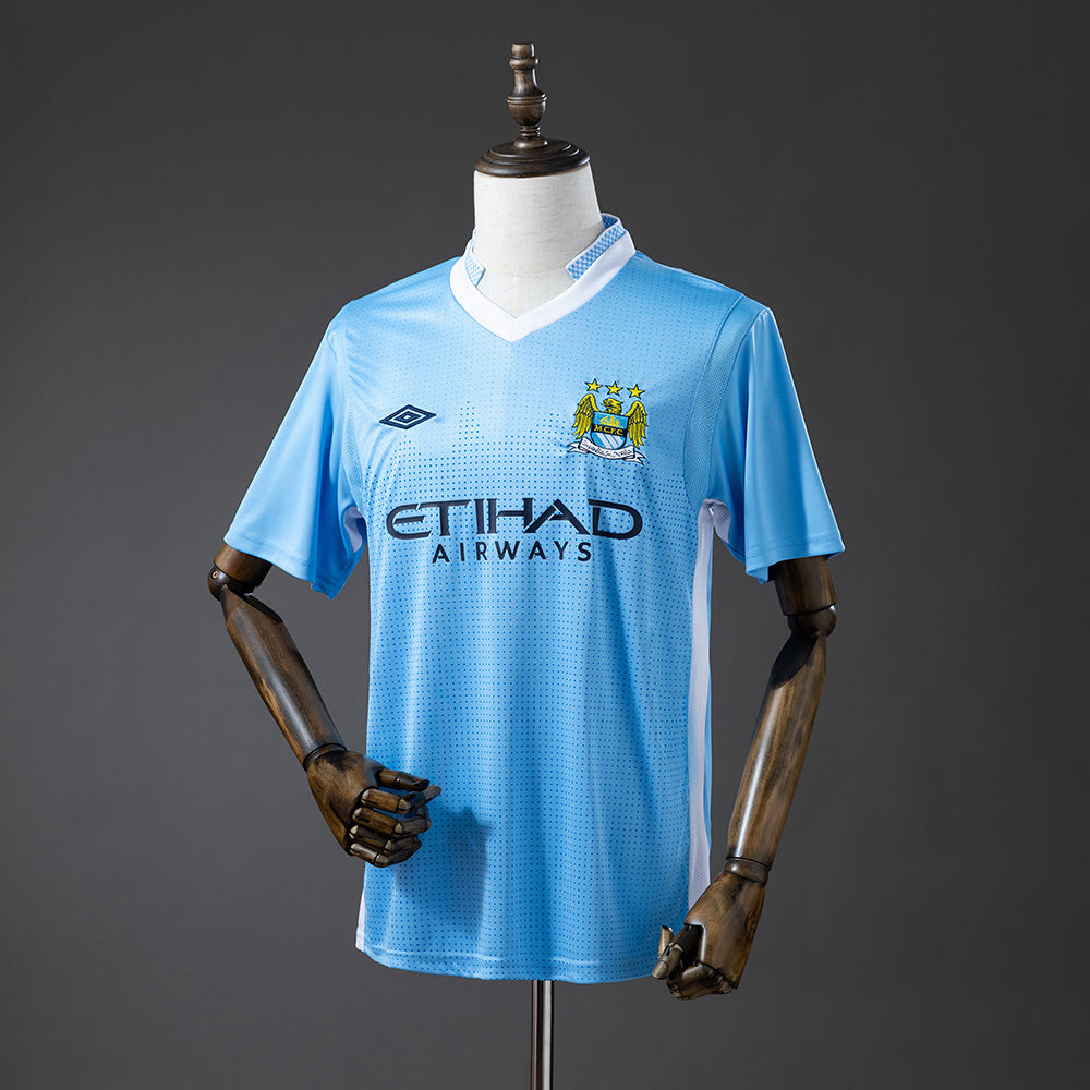 Retro Manchester City 11-12 home detail