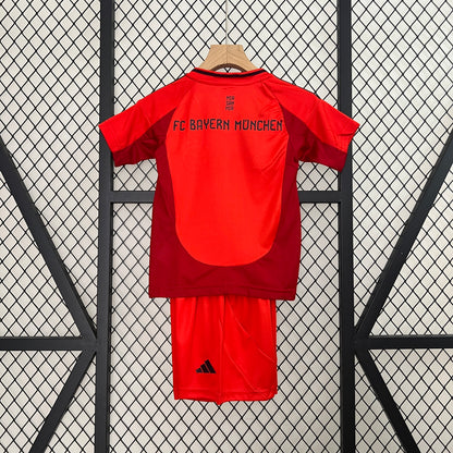 24-25 kids Bayern Munich home