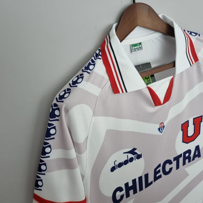 Retro Universidad de Chile1996 away detail