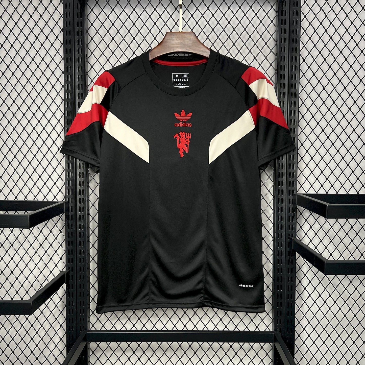 Manchester United 2024-25 Originals Tee Black Jersey detail