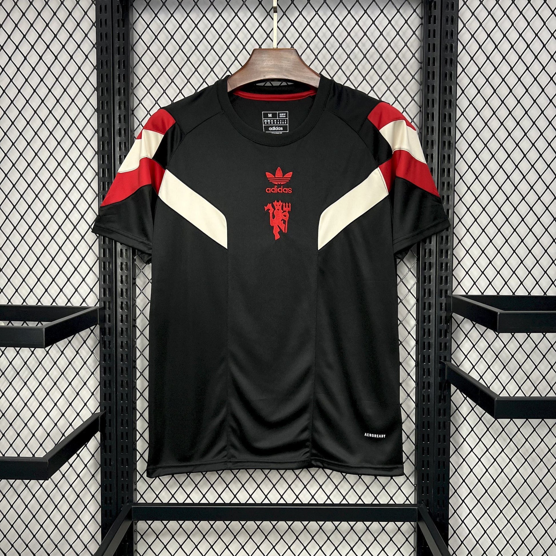 Manchester United 2024-25 Originals Tee Black Jersey detail