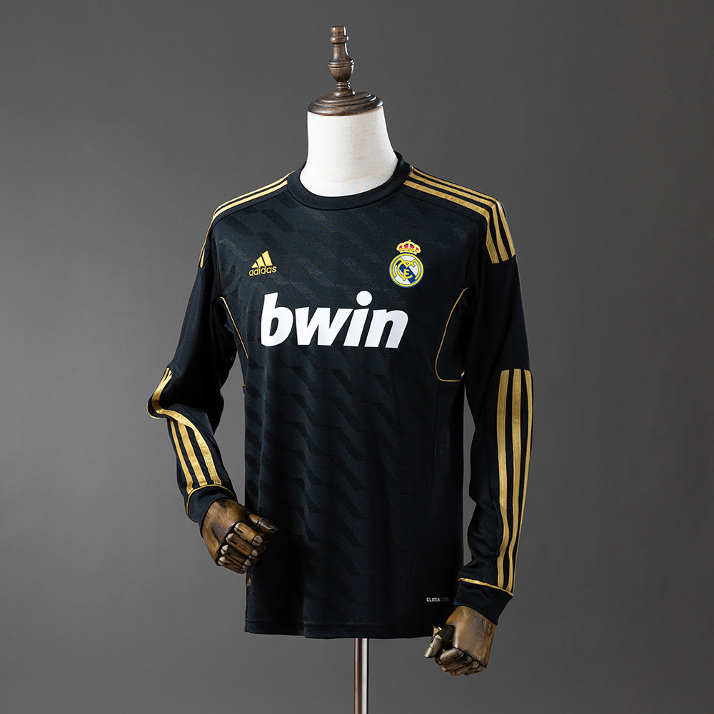 Retro Long Sleeve Real Madrid 11-12 Away detail