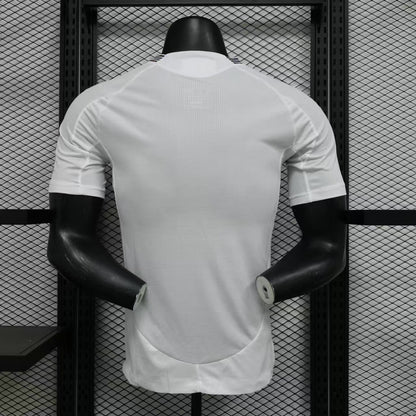 24-25 Player Aston Villa White detail