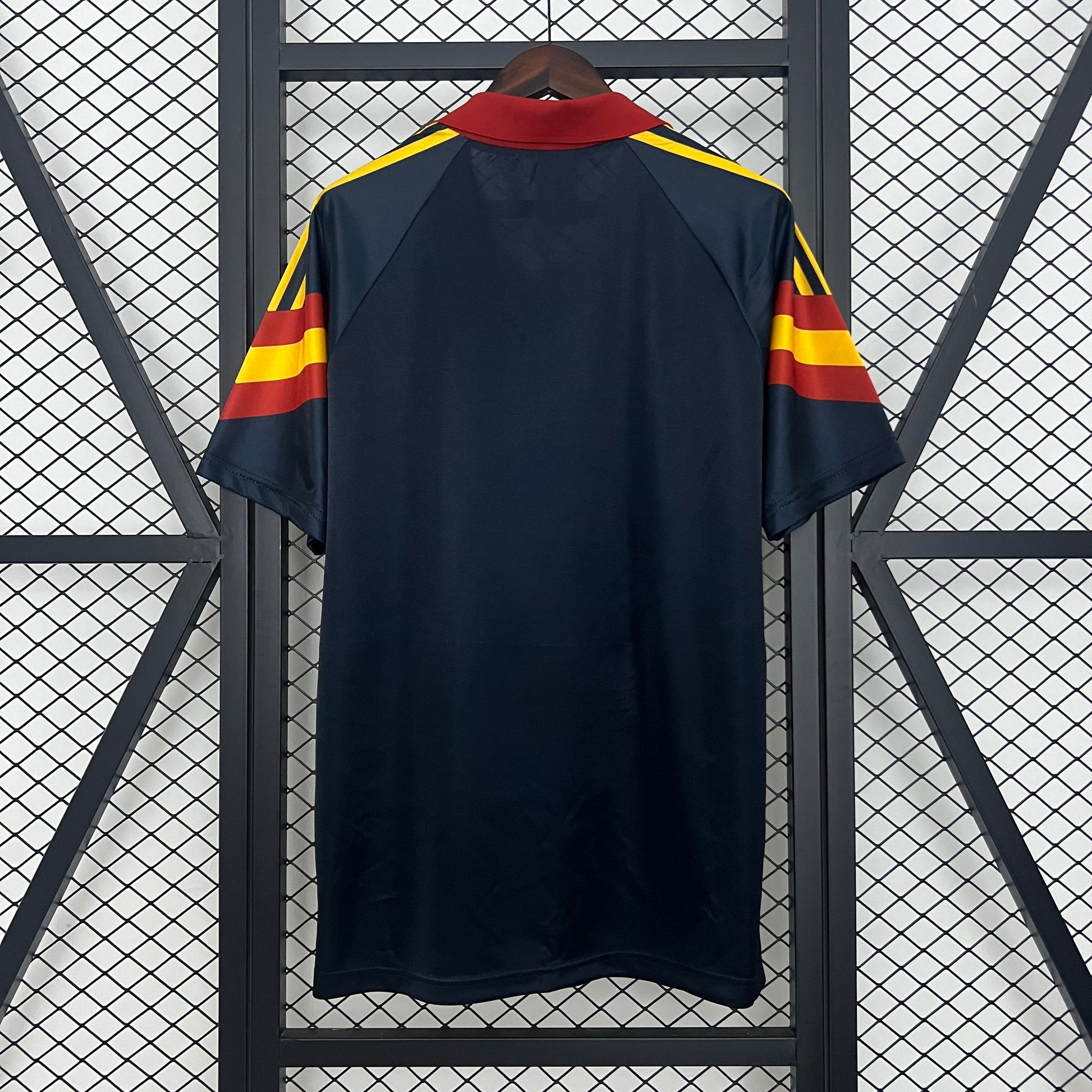 Retro Roma 91-92 Third Away detail