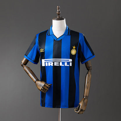 Retro Inter Milan 95-96 home detail