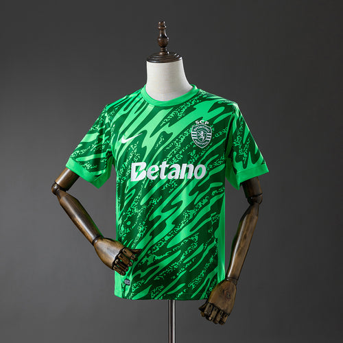 Sporting Lisbon 25-26 Green Goalkeeper Jersey detail