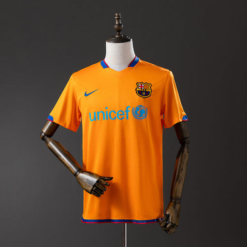 Retro Barcelona 06-07 Away detail
