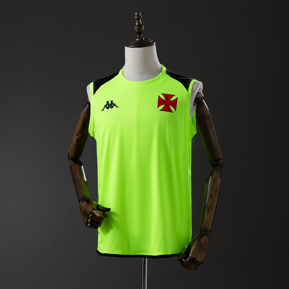 Vasco da Gama 25-26 training suit fluorescent green vest detail