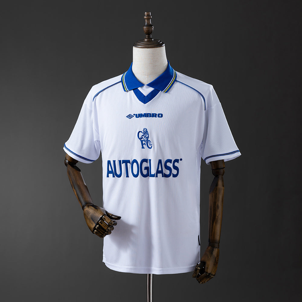 Retro Chelsea 98-00 away detail