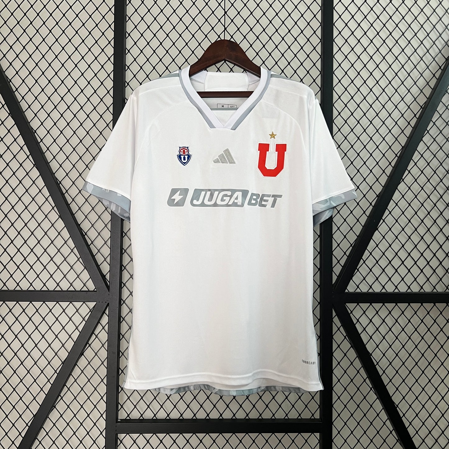 24-25 University of Chile away detail