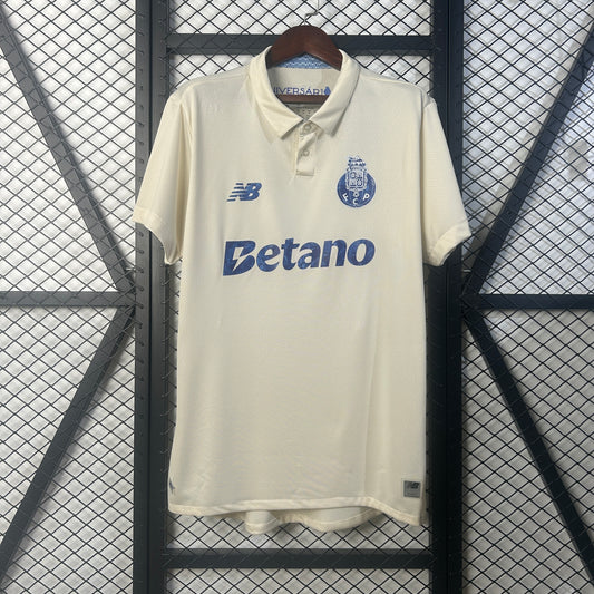 25-26 Porto Third away