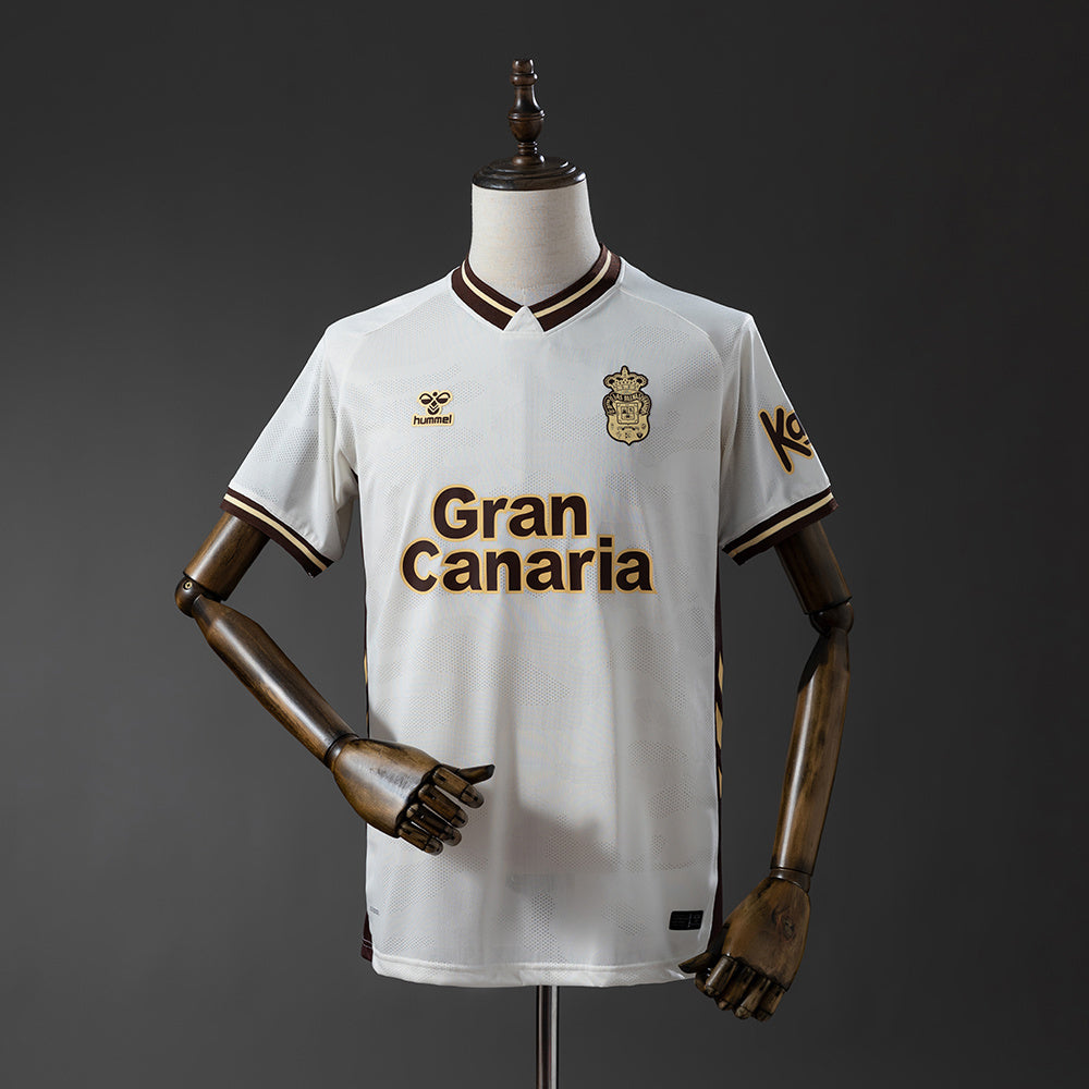 Las Palmas 25-26 Third Away detail