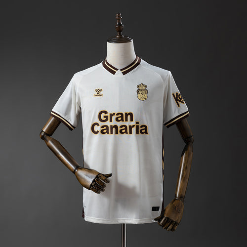 Las Palmas 25-26 Third Away detail