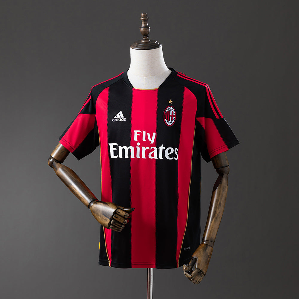 Retro 10-11 AC Milan home detail