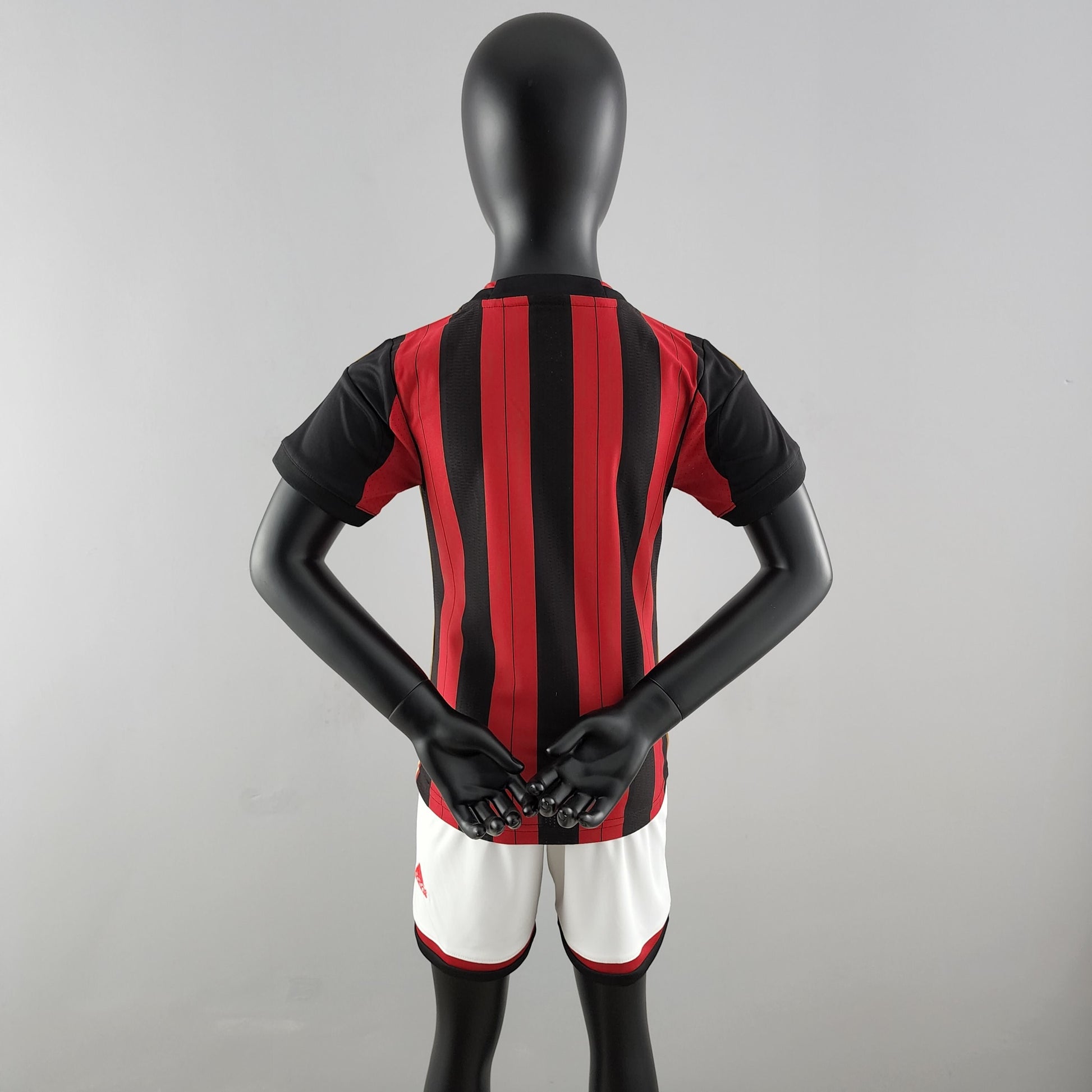 Retro AC Milan 13-14 kids home detail