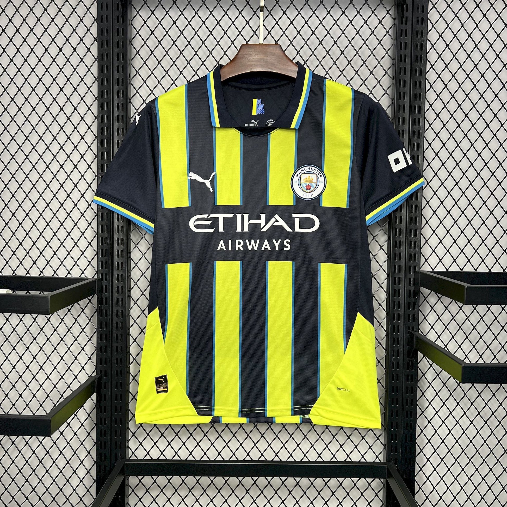 Manchester City 2024-25 Away Jersey detail