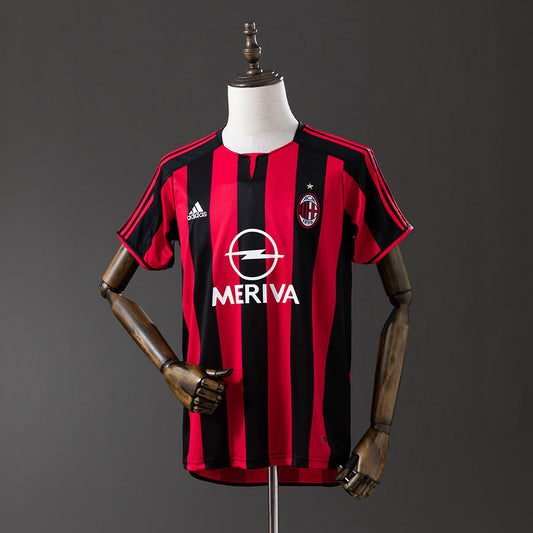 Retro AC Milan 03-04 Home detail