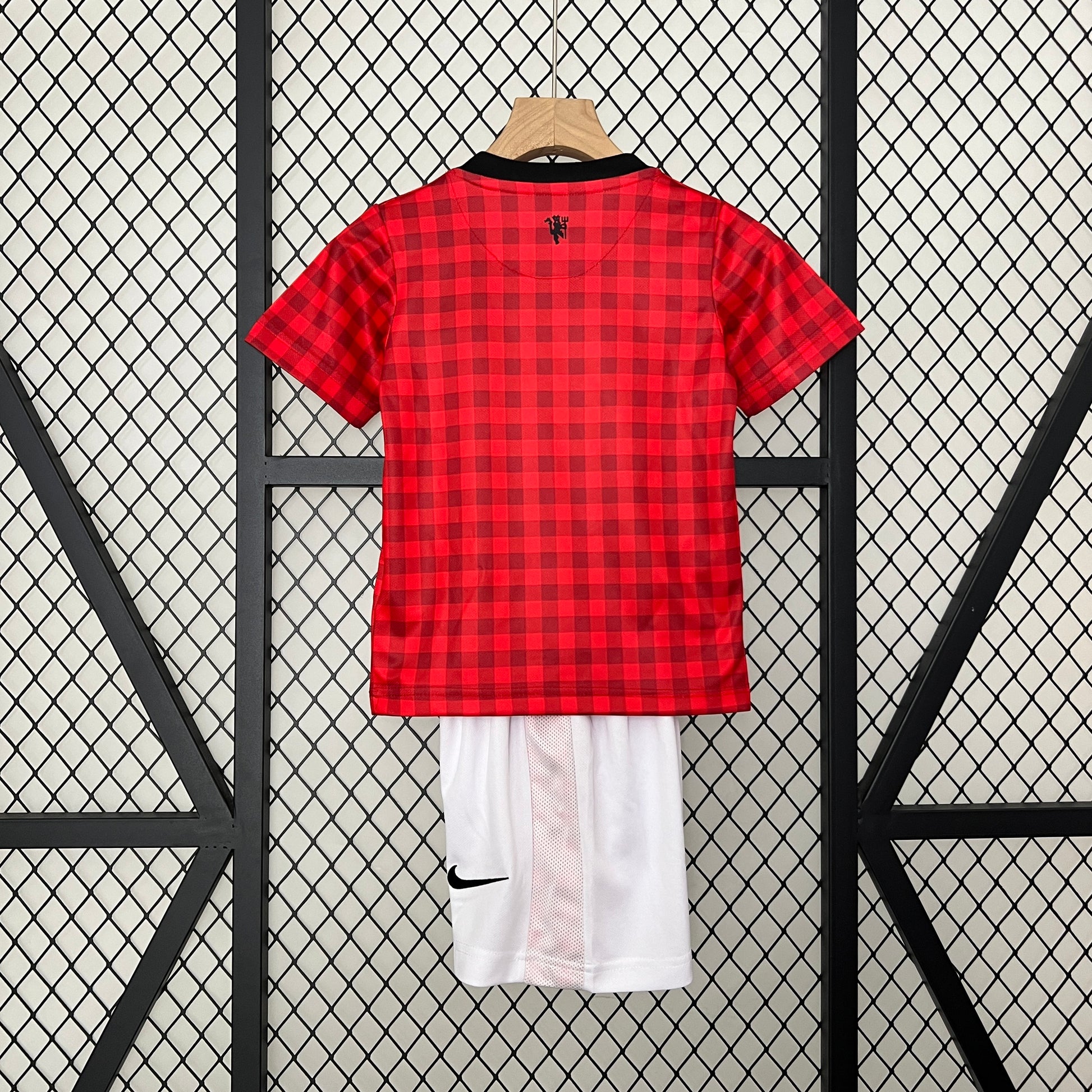 kids M-U 12-13 home detail