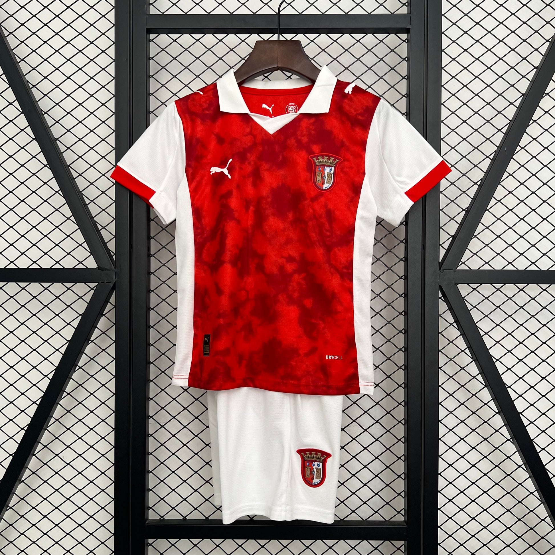 25-26 Braga Home