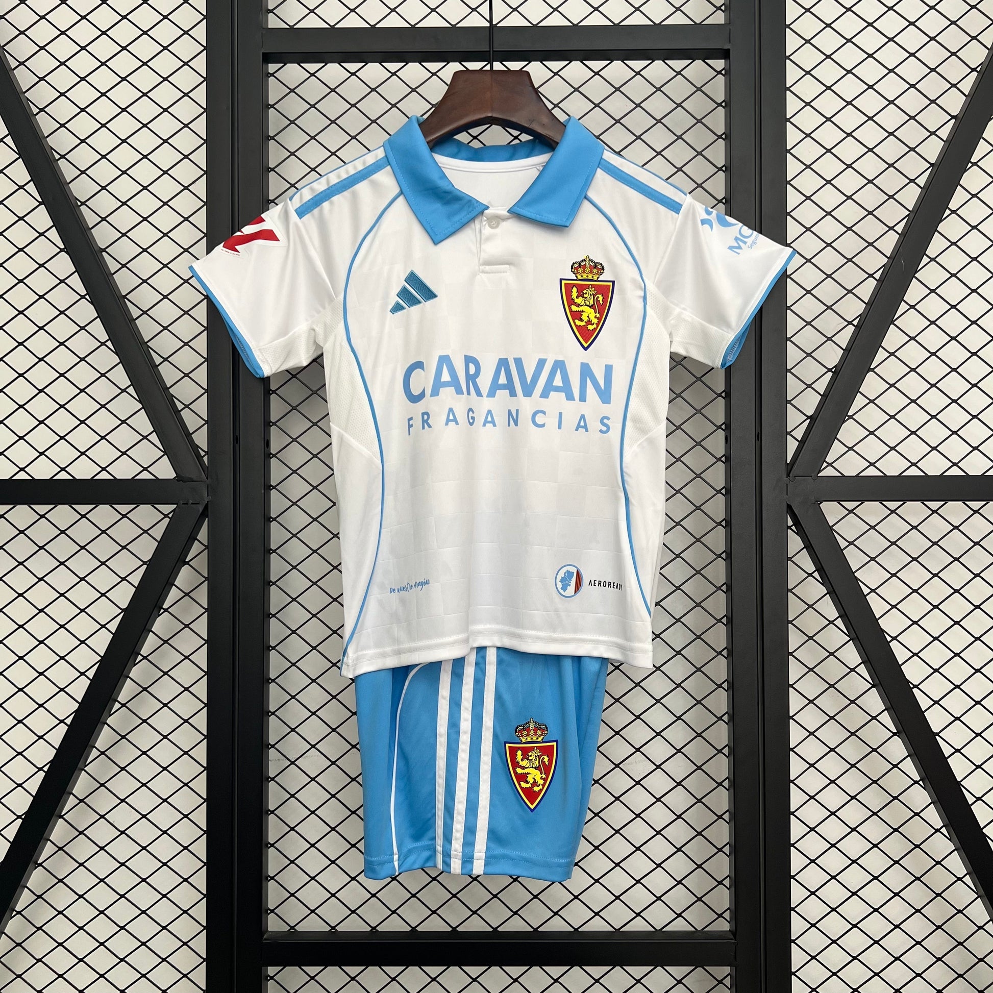 25-26 Zaragoza Home detail