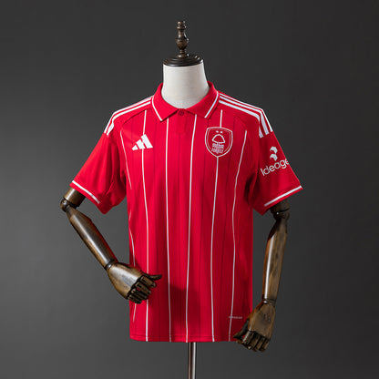Nottingham Forest 25-26 Home Jersey detail
