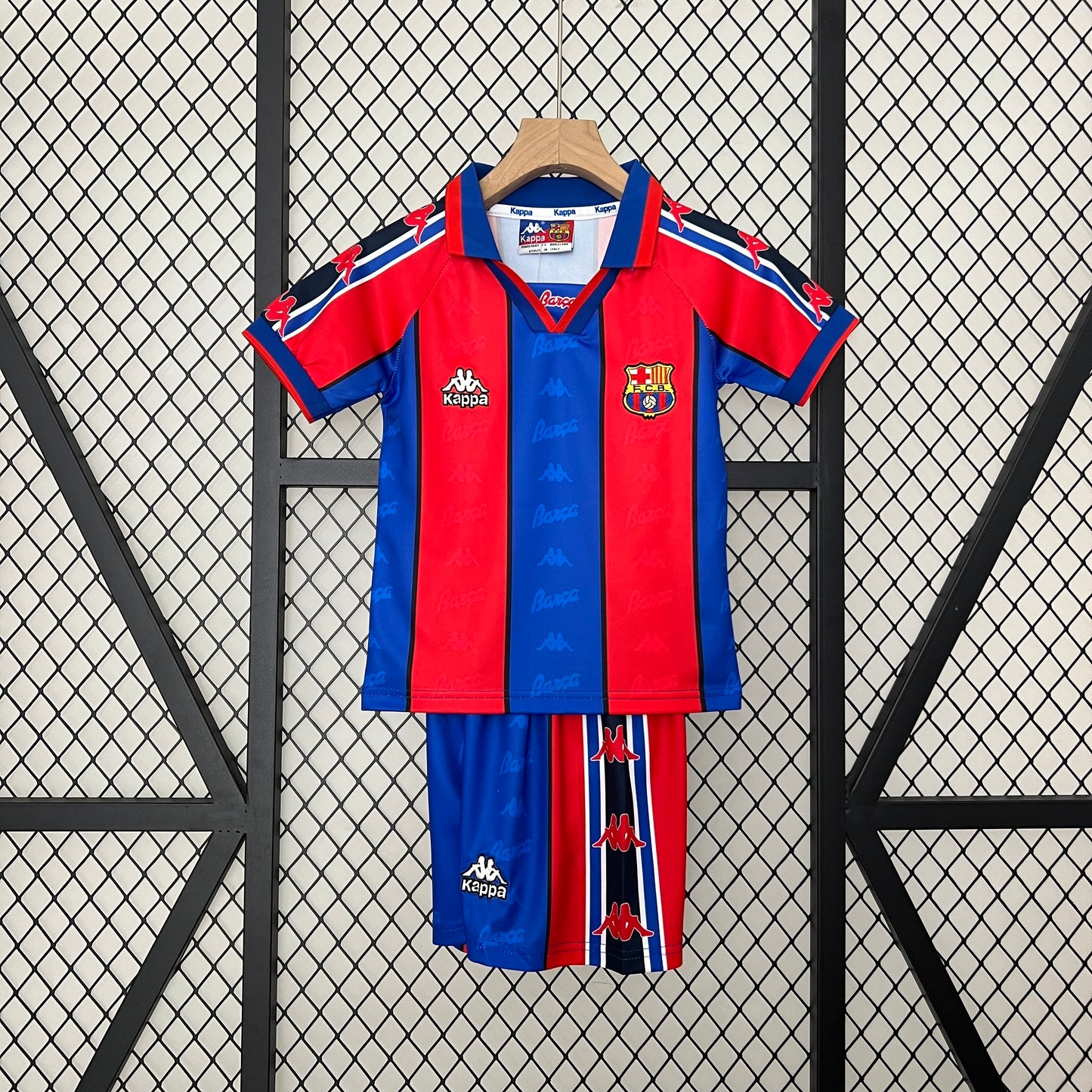 kids Barcelona 95-97 home