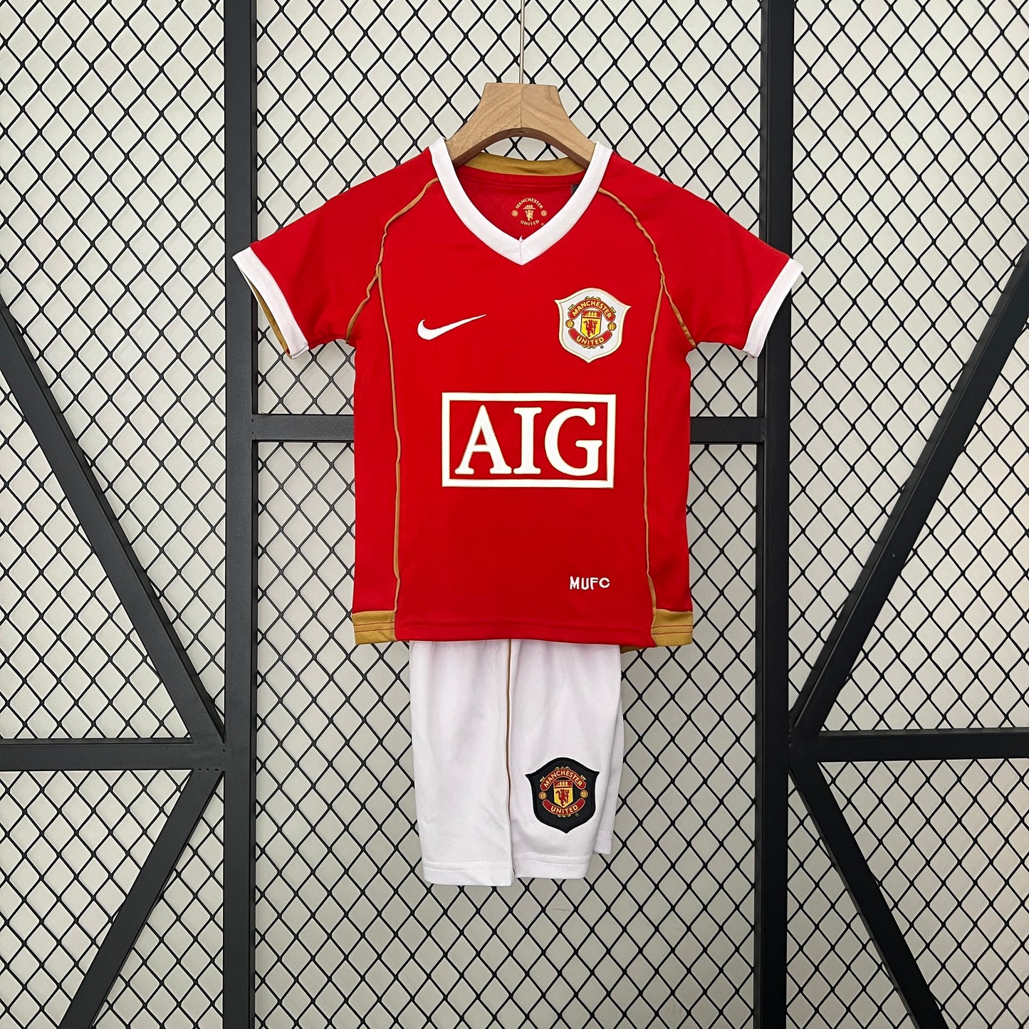 kids M-U 06-07Home