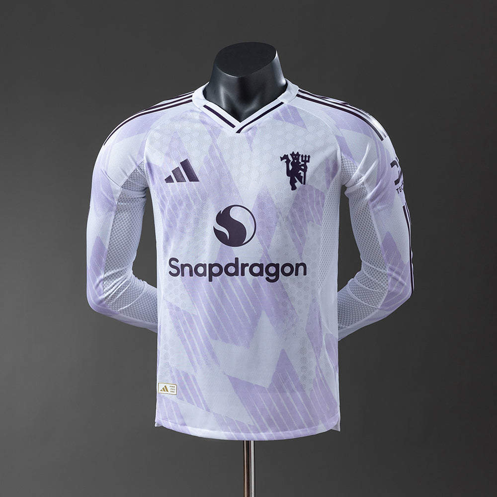 M-U 25-26 Player Version Away Long Sleeve Jersey detail