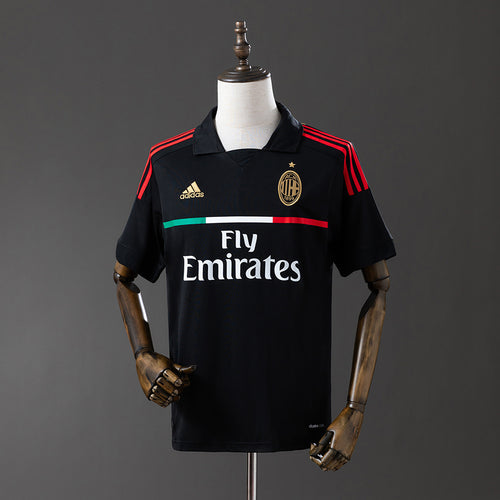 Retro 11-12 AC Milan third away detail