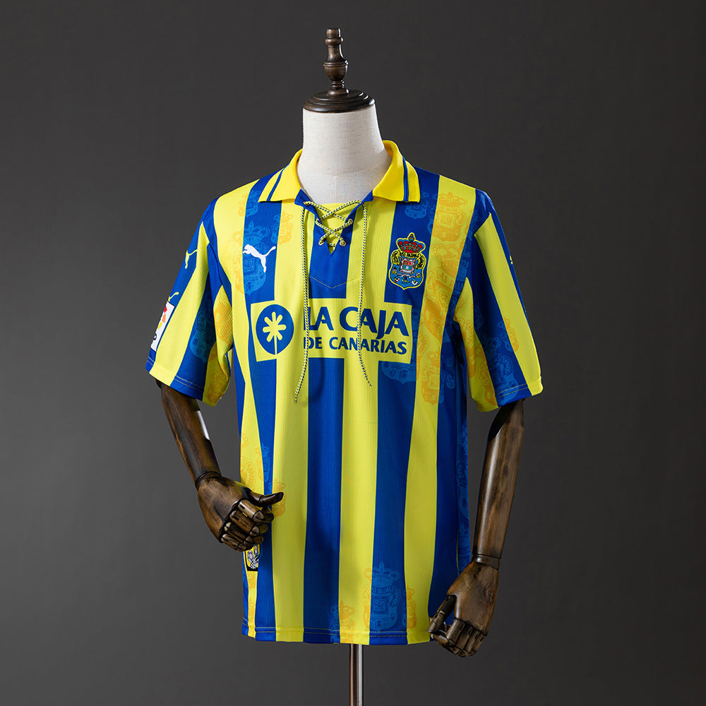 Retro Las Palmas 9798 away detail